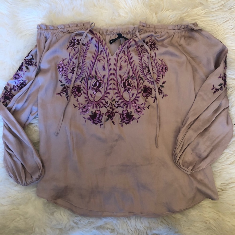 White House | Black Market Off the Shoulder Top